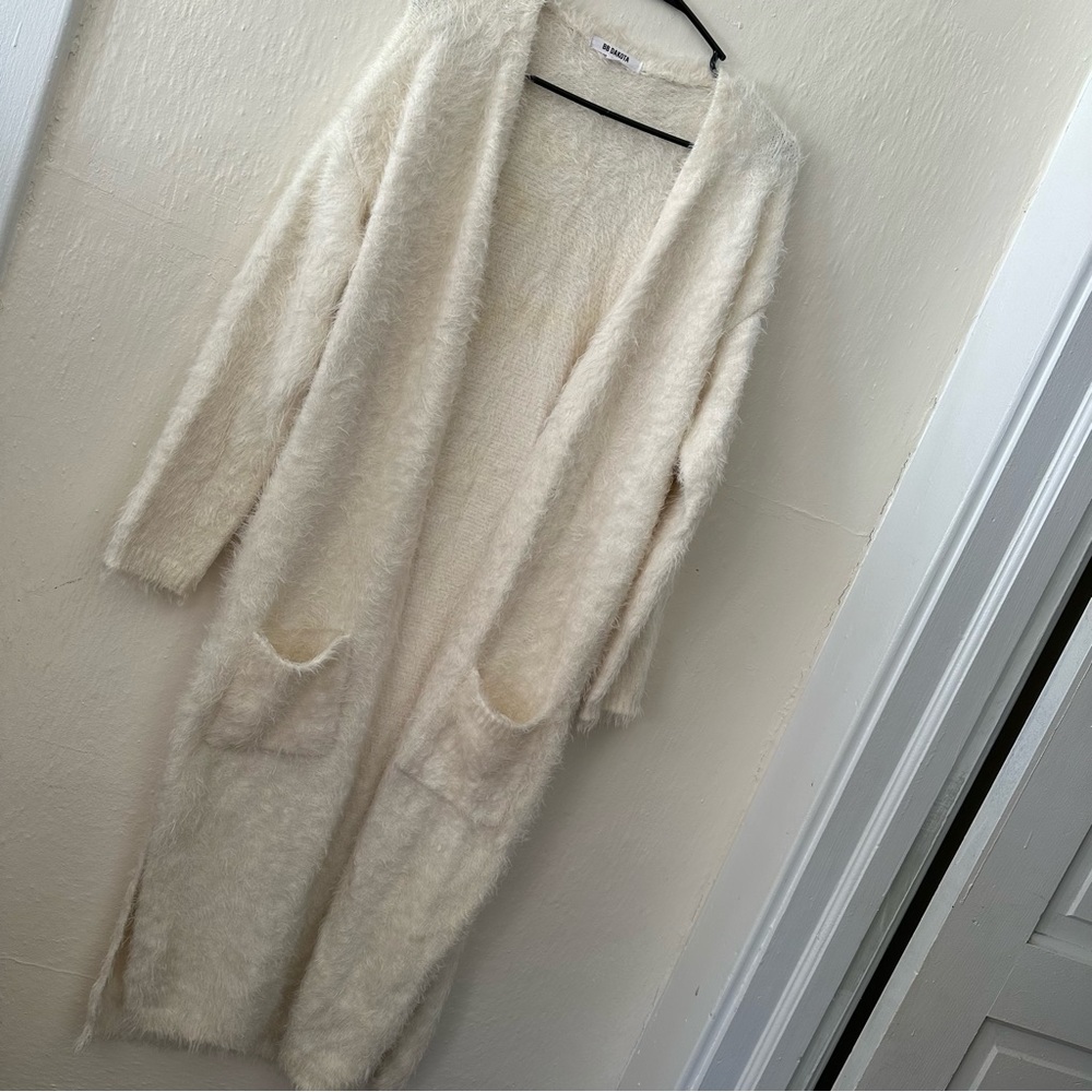 Beautiful M BB DAKOTA Long Furry Cardigan Sweater